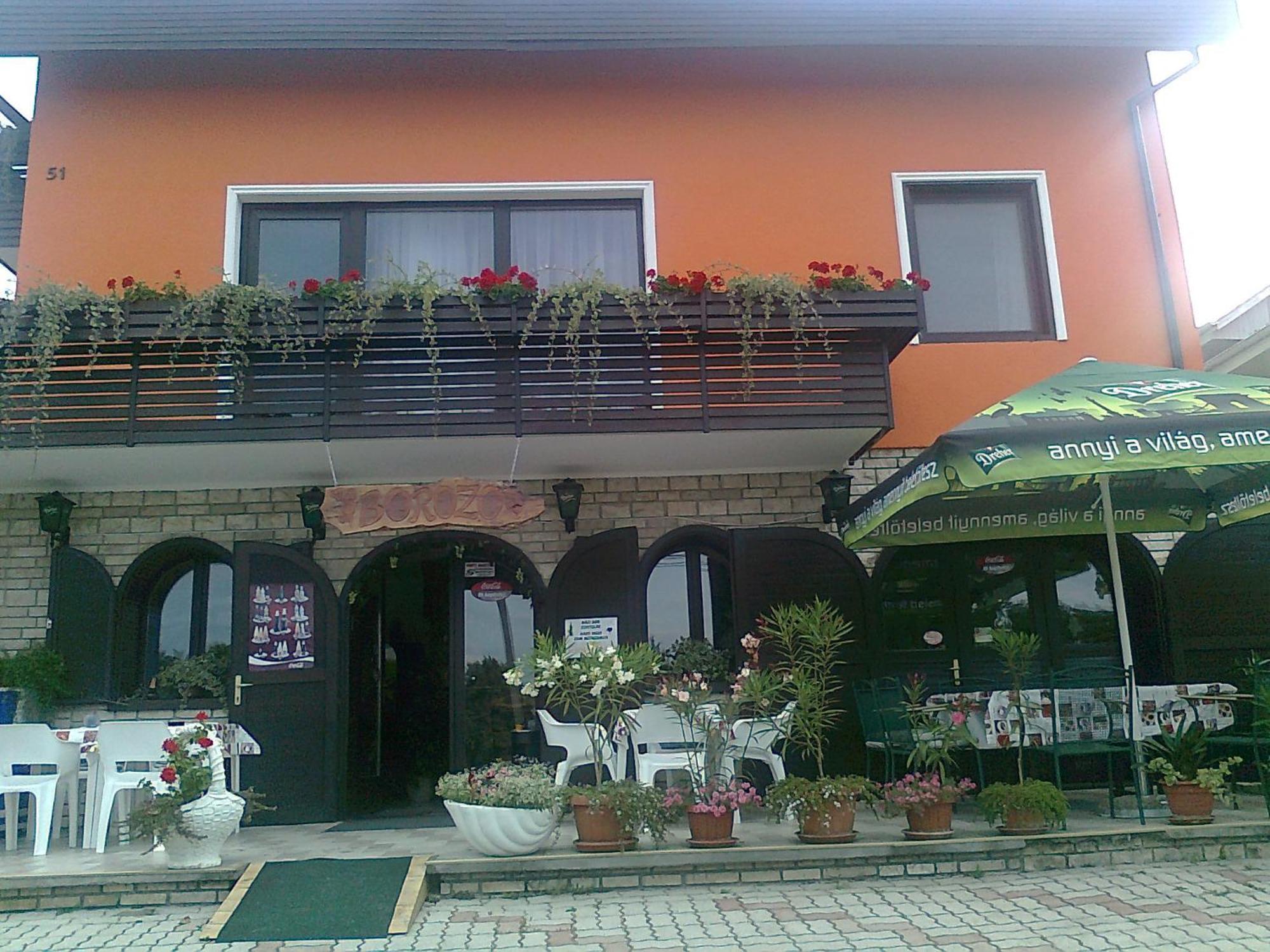 Julia Vendeghaz Hotel Залакарос Екстериор снимка